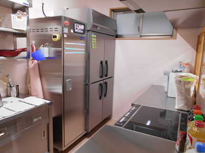  給食は自園で調理しています