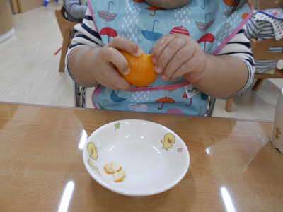  みかんムキムキ