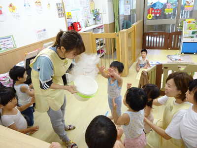  ドライアイスだよ〜☆