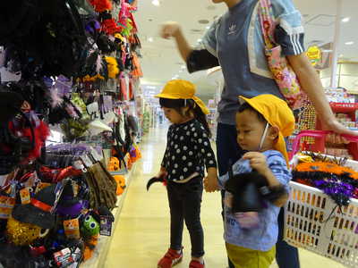  HALLOWEENのお買い物💼