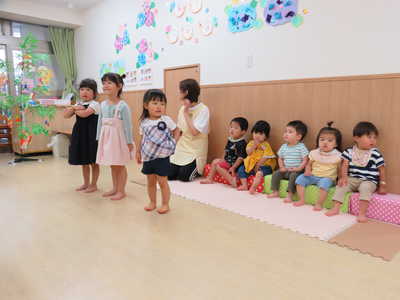  お父さん・お母さんに朝の会を見てもらうよ🎶