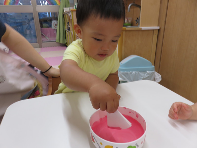 絵の具ぺたっ☆