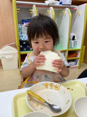  パン美味しいな🍞✨